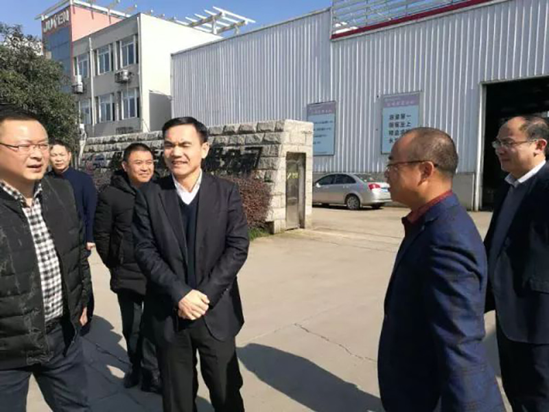 باد شرقی با بهار بازمی‌گردد و بر شاخه‌های من گل می‌فرستد--- یادداشت‌های آغاز سال نو 2018